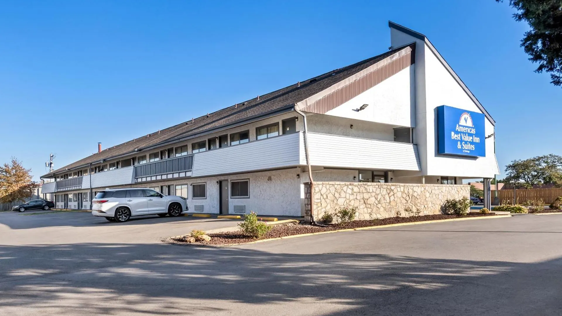 4 Budget Hotels Near Independence Events Center Worth Booking
