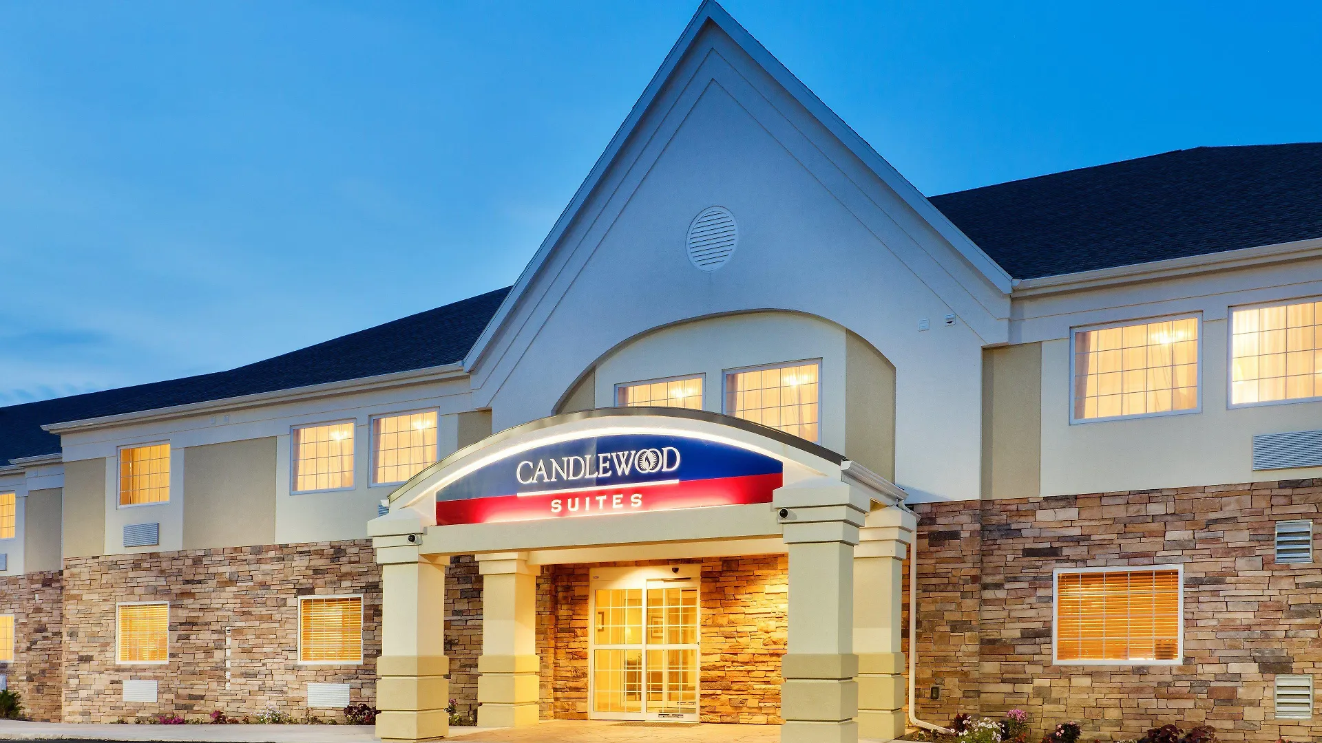 Where to Stay in the Appalachians: 4 Best Candlewood Suites